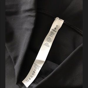 Lululemon size 6 train times pants